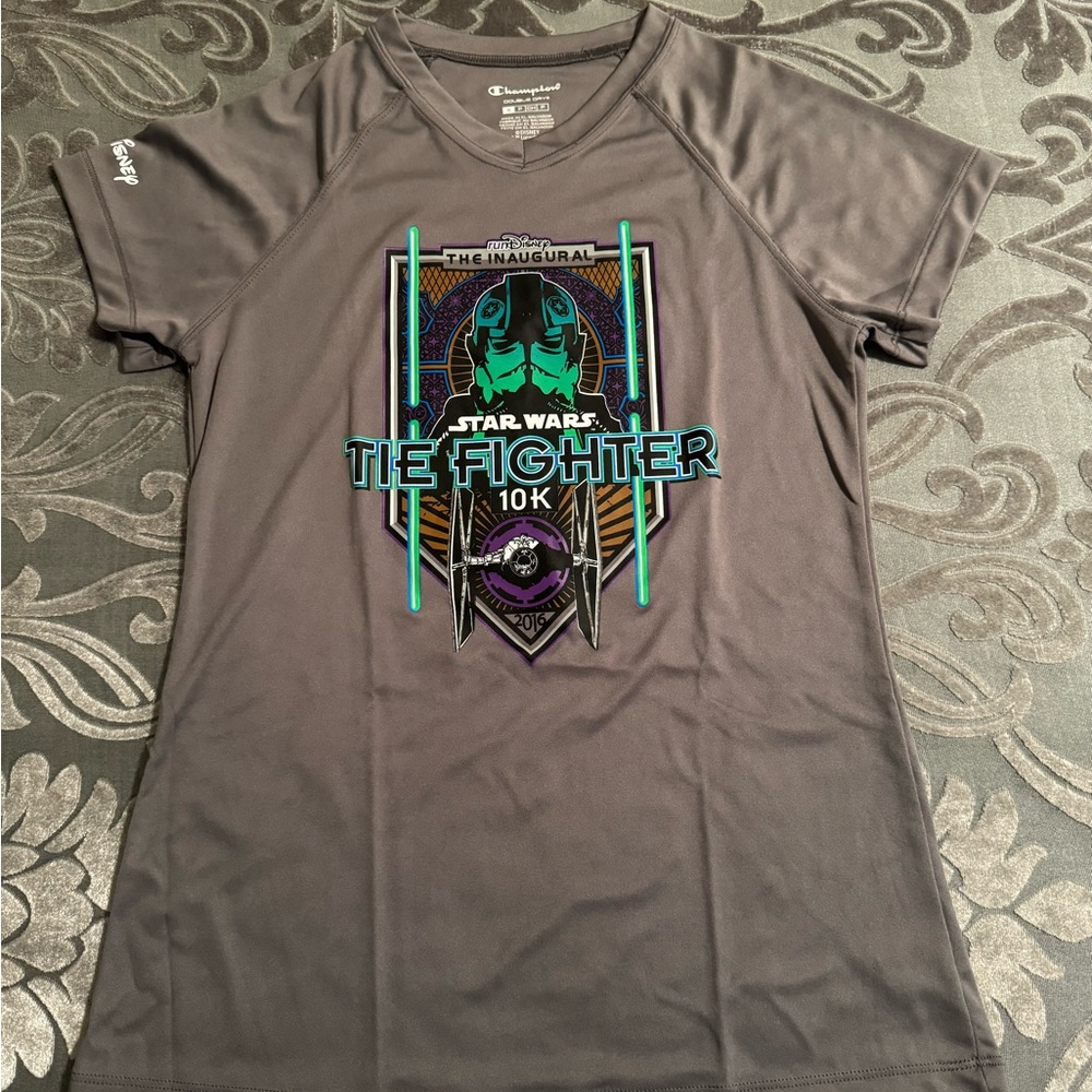 Run Disney Inaugural Star Wars 10K Run Women’s Athletic Champion Shirt - Size S